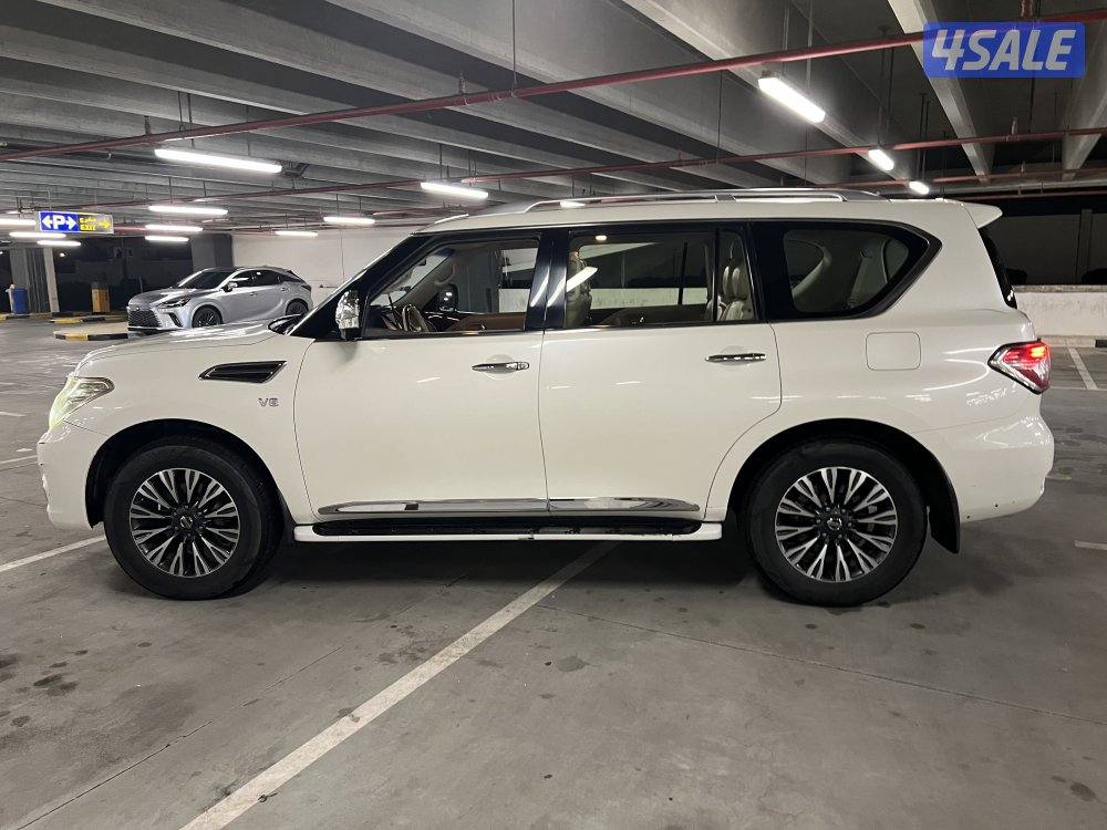 للبيع باترول موديل 2014 ابيض من داخل بيج الدرجة الاولى ٣٢٠ سيتي5