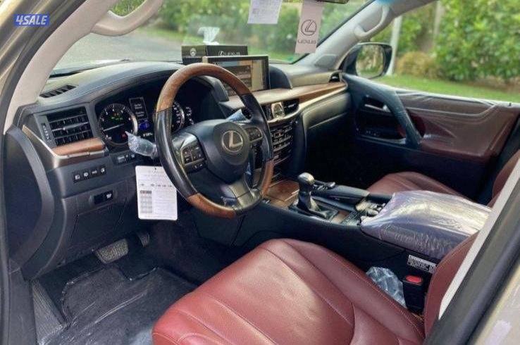 لكزس 2016 الدرجه الاولى7