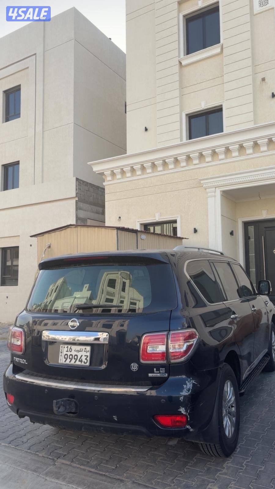 موديل ٢٠١٩ اللون ازرق من داخل فوايت LE مكينه ٤٠٠ ٨ سلندر كشنات جلد2