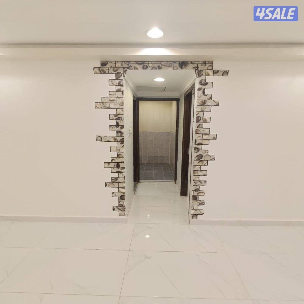 شقق للايجار خلو وفاضي غرفة وصالةبشارع العوازم خلف شارع المطاعم14
