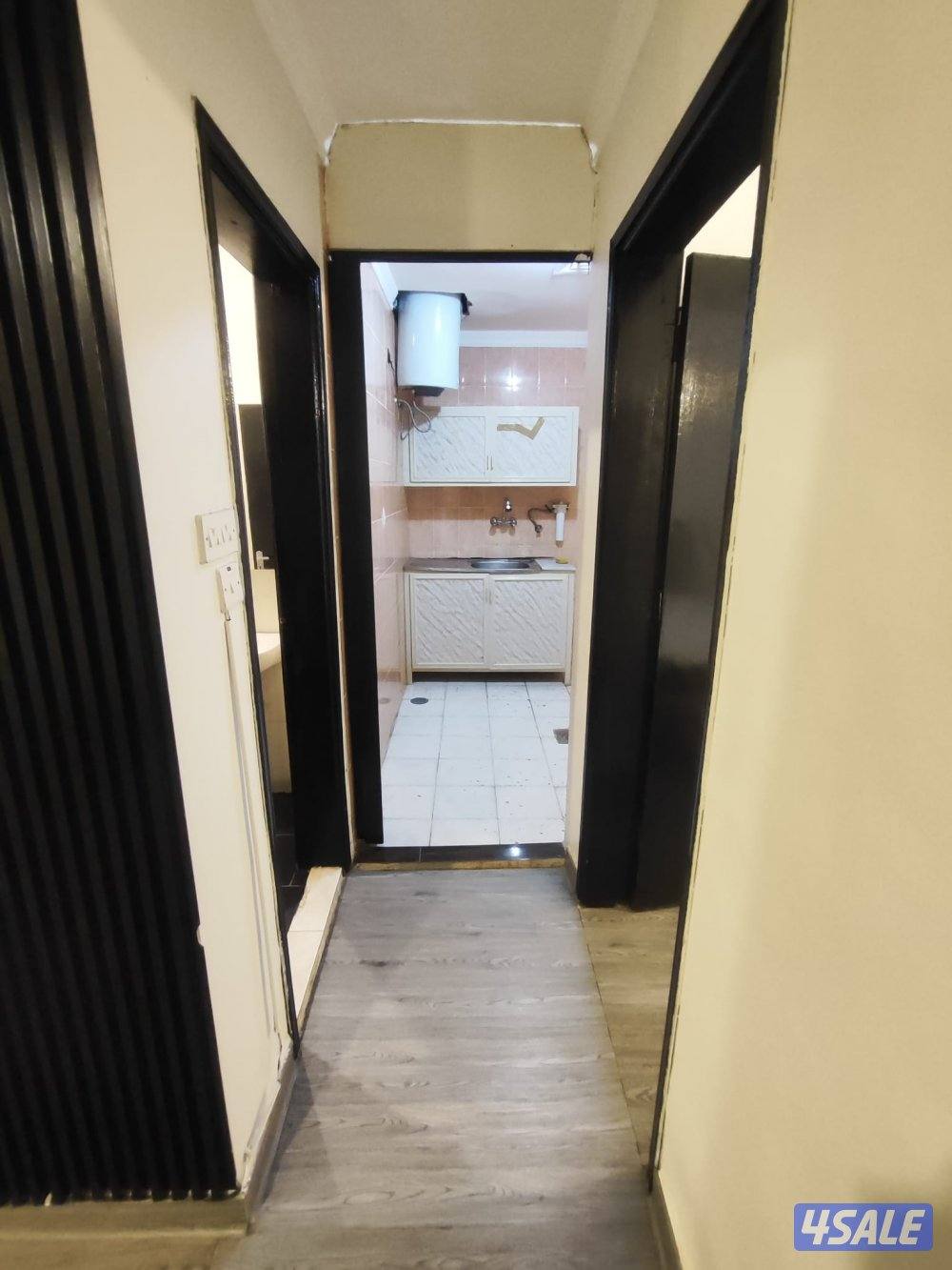 شقق للايجار حولي خلو وفاضي غرفه صاله حمام مطبخ باركن سيارات استلام فور10