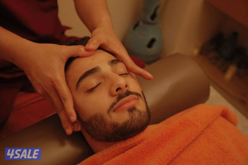 لا يفوتكم عروضنا جلسات مساج وحمام مغربي وبخار  رجالي0