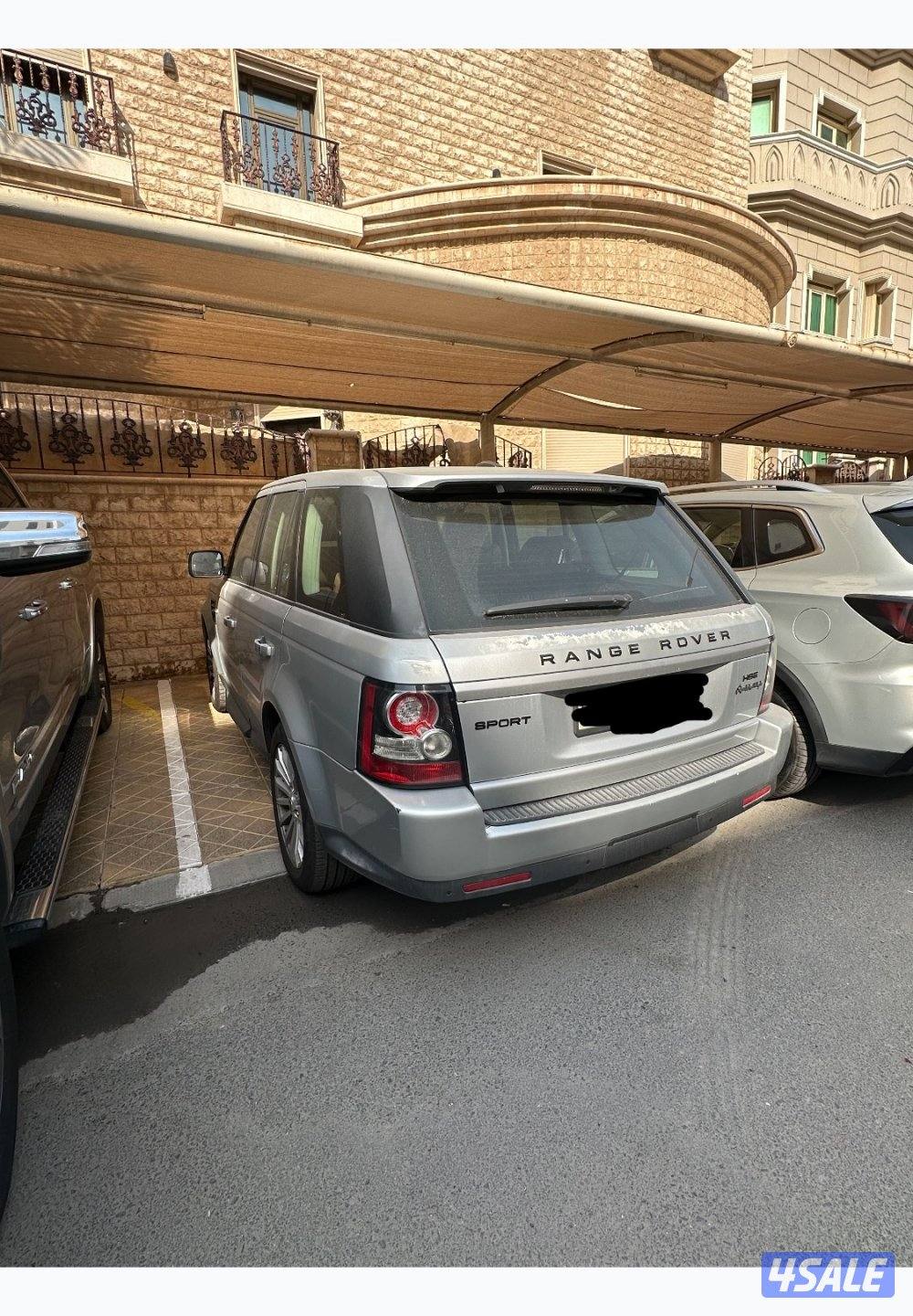 للبيع رنج روفر موديل 2012 نظيف ماشي 400 الف وقصور0