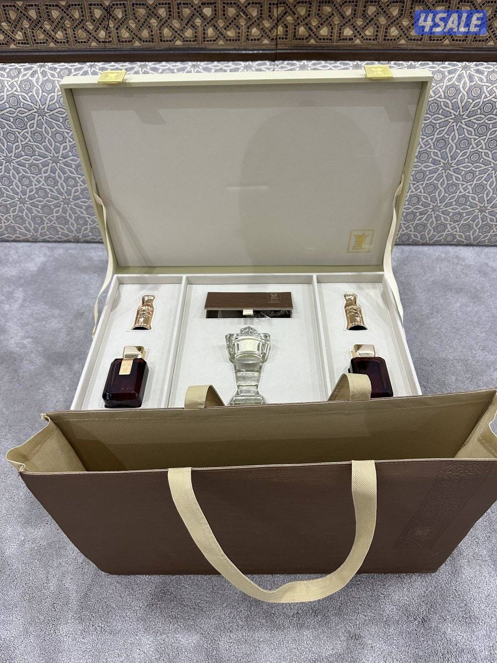 للبيع صندوق عطور من العربيه جديد1