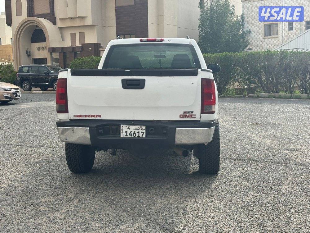 GMC SIERRA0