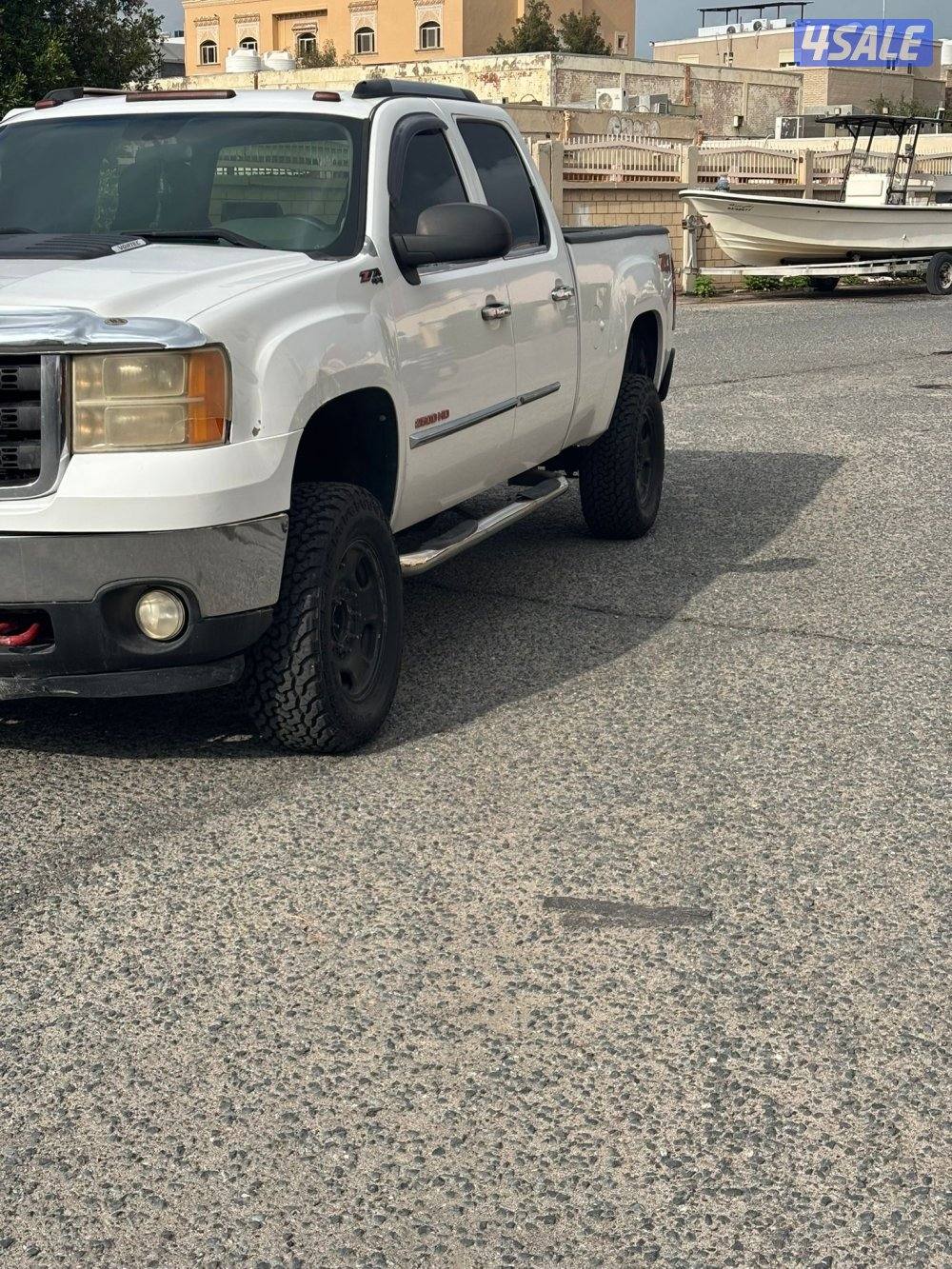 GMC SIERRA1