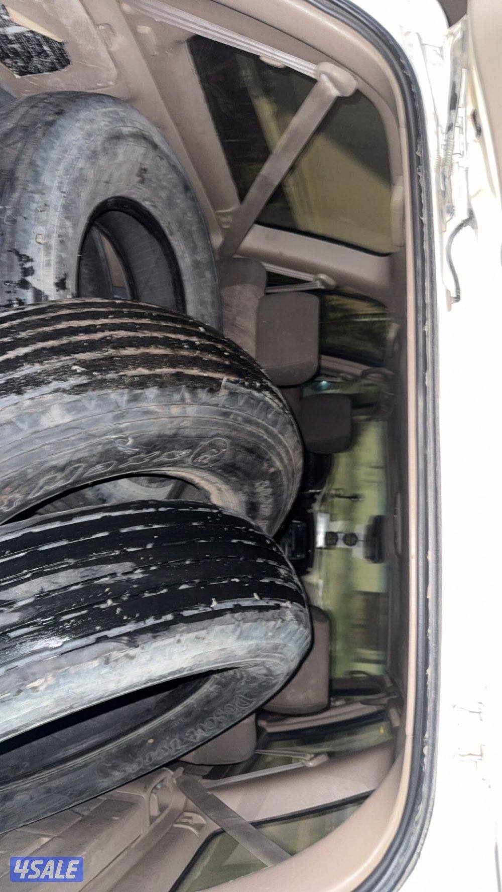 للبيع اربع بوالين ديرو مقاس170