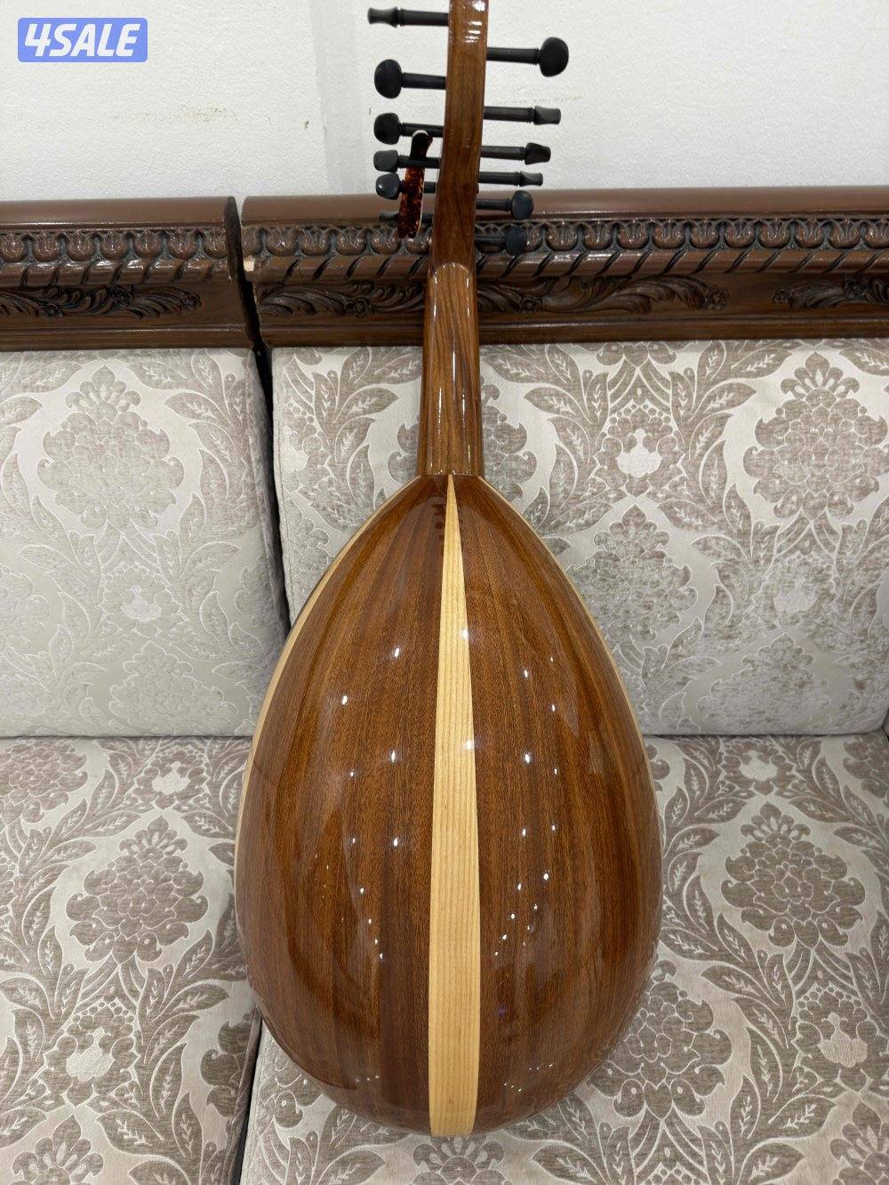 عود سالمين من جوهرة سالمين أصلي نظيف جداً1