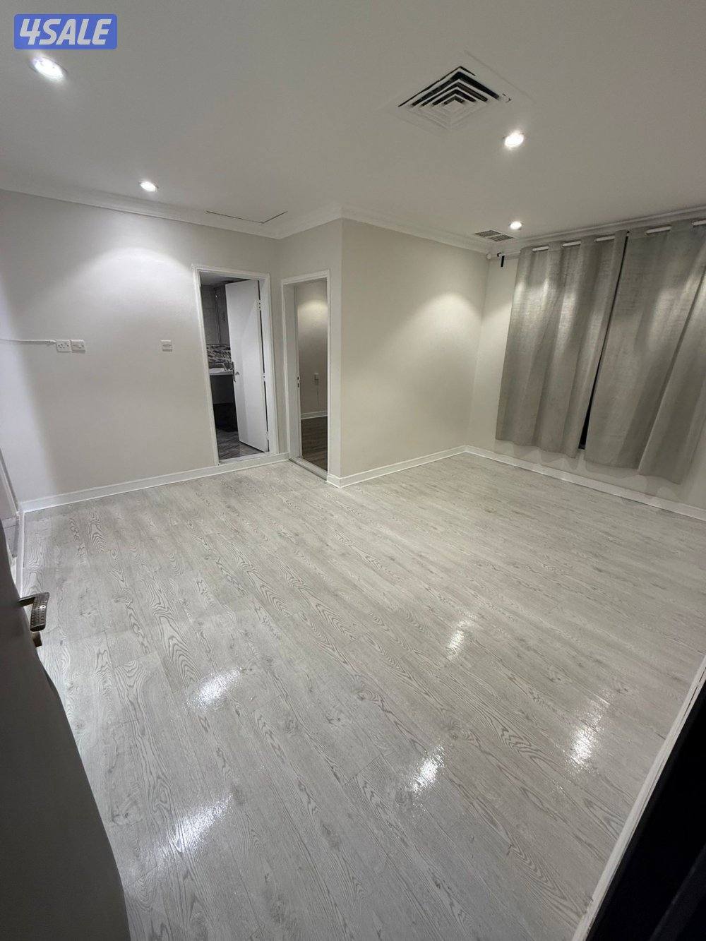 شقه للايجار غرفه وصاله ومطبخ وحمام تشطيب سوبر لوكس5