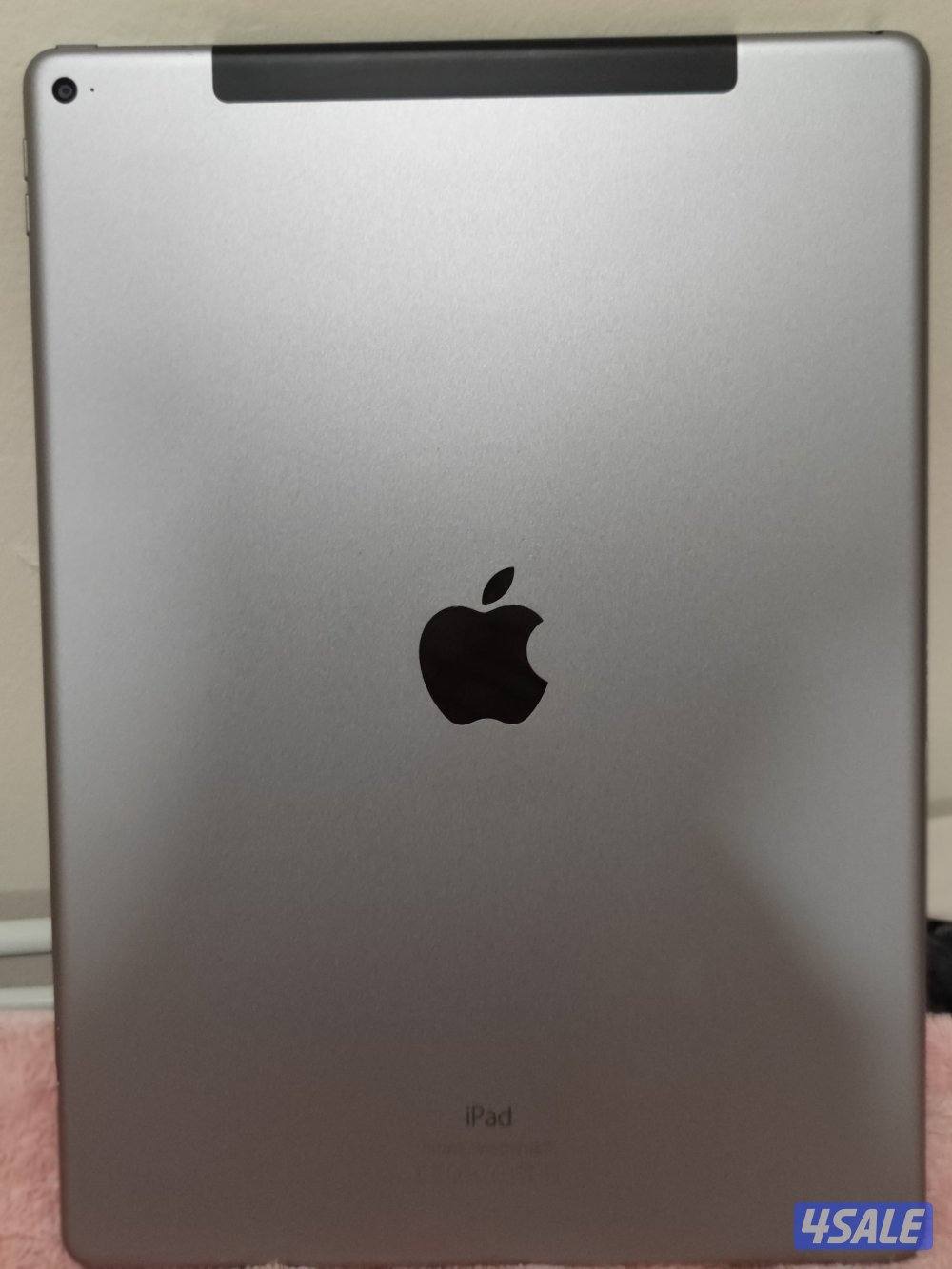 iPad pro 12.9 inches with WiFi + cellular 128gb1