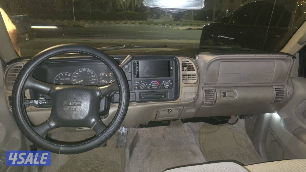 للبيع سوبرمان ٩٨  صبغ وكاله عدا قطعه داخلية وكاله بحاله ممتازه3