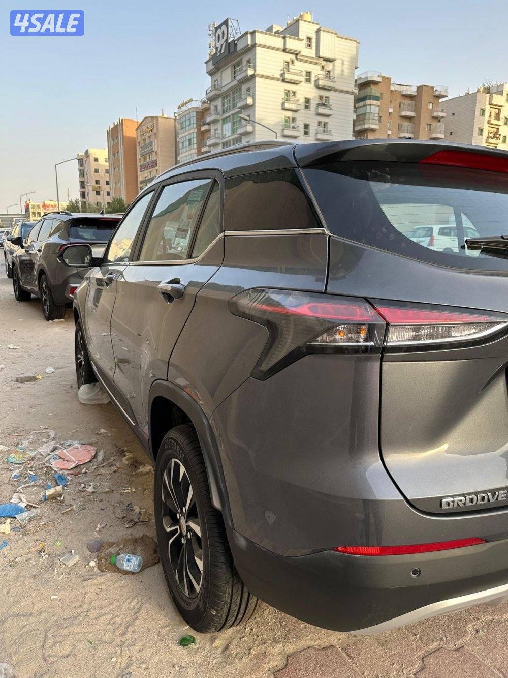 سيارة شيفروليه جروف8