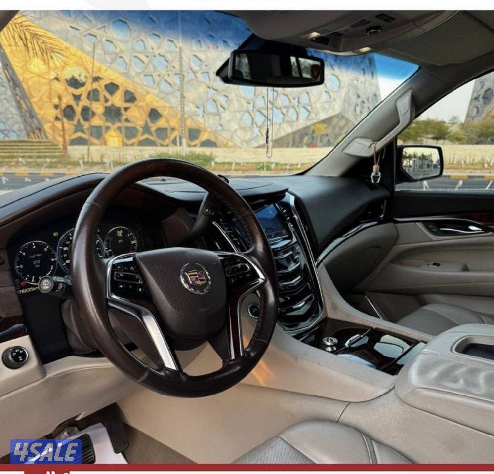 للبيع او البدل سكاليد 2015 شرط الفحص 5500 قابل بالمساومة بالمعقول4