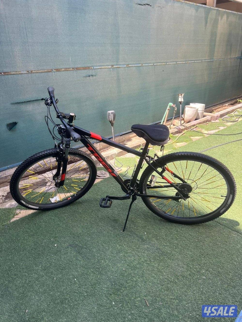 للبيع قاري Trek3