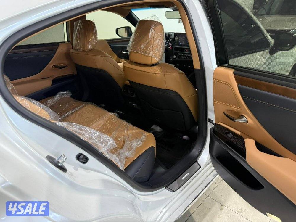 Lexus ES350 Exclusive5