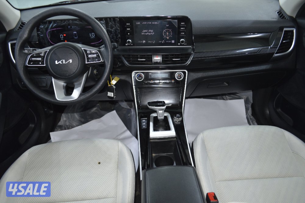 2024 Kia Seltos 15L FWD Excellent Condition8