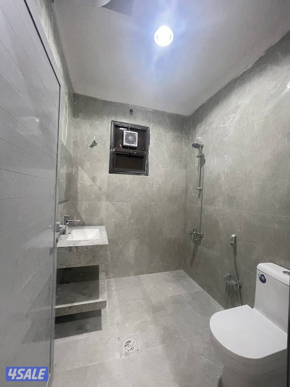 العقيله للايجار شقق 3 غرف و 4 غرف تشطيب ديلوكس وأدوار ودوبلكس 5 غرف9