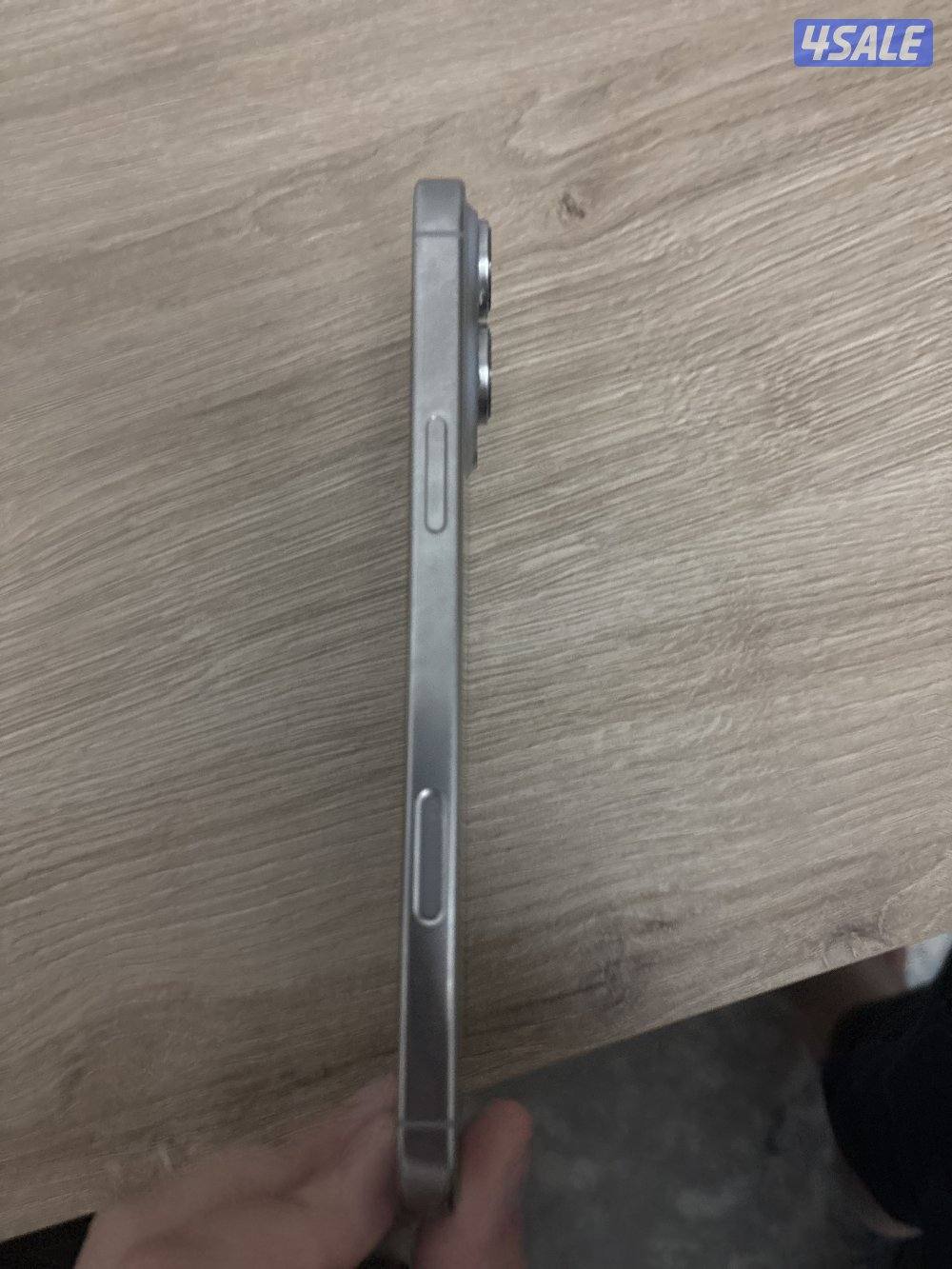 آيفون 16 برو ماكس1