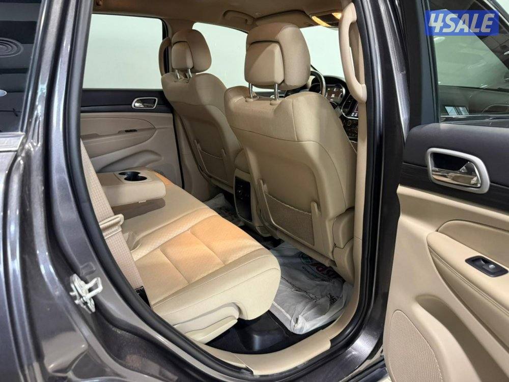 Jeep Grand Cherokee Laredo 20215