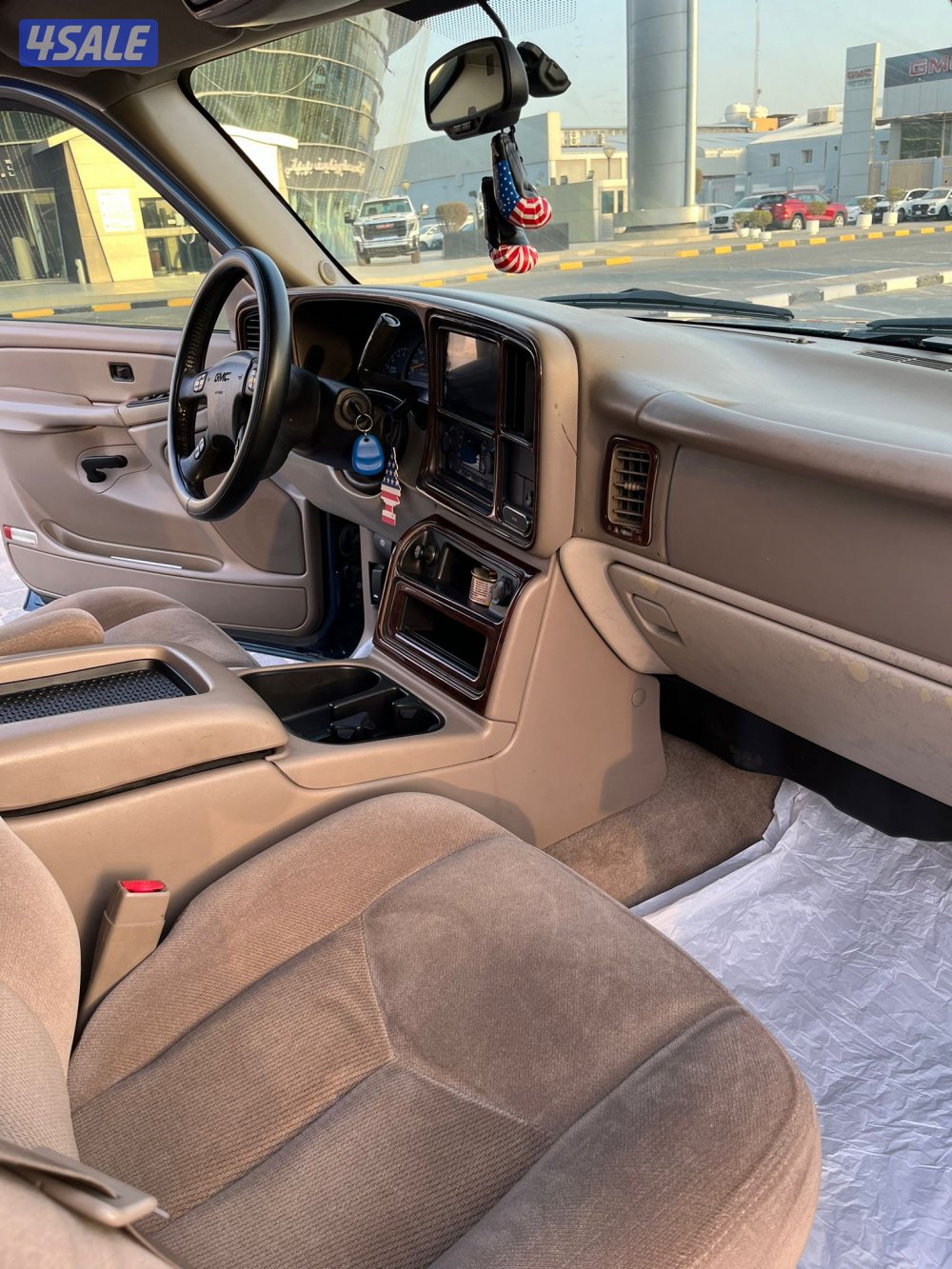 للبيع يوكن 2006 صبغ الوكالة4