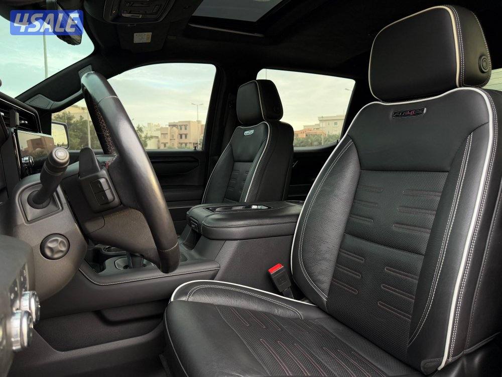 للبيع . وانيت سييرا AT4 X . م 20227