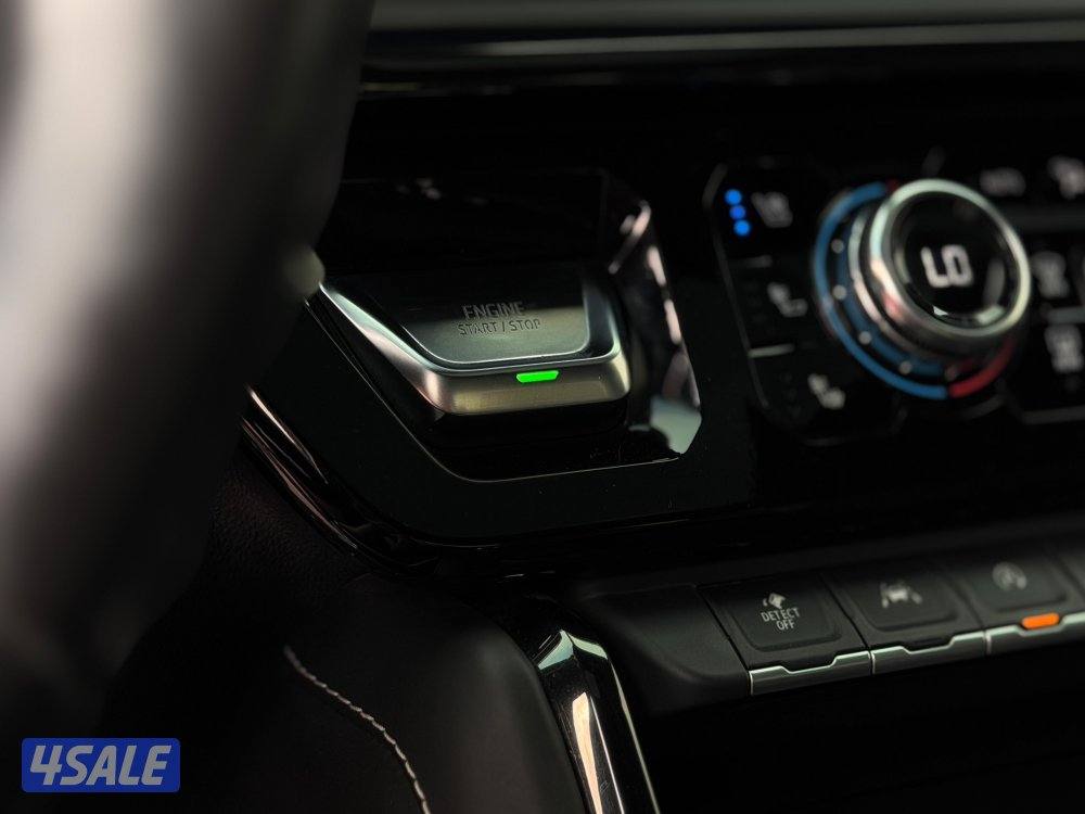 للبيع . وانيت سييرا AT4 X . م 202212