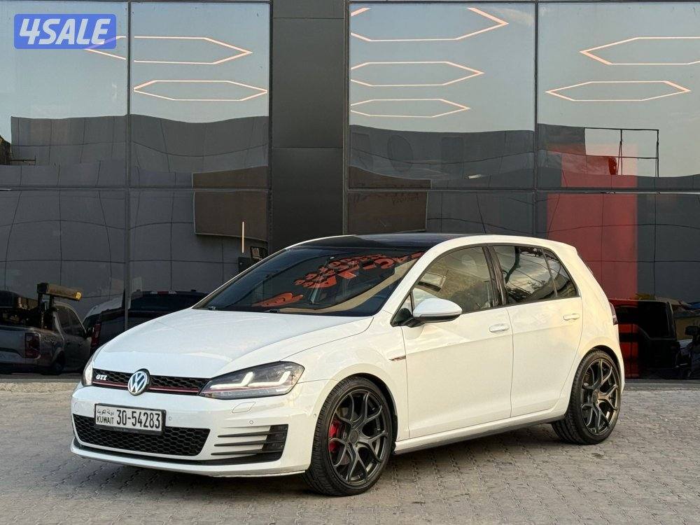 VOLKSWAGEN GOLF GTI_2015 صبغ الوكالة1