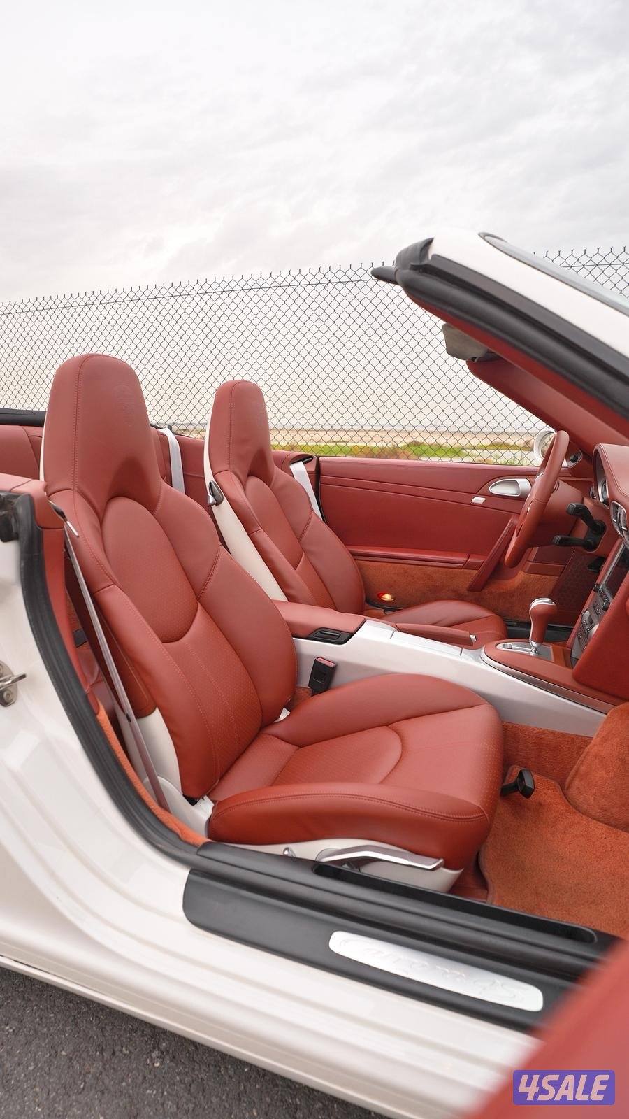 PORSCHE 911 CARRERA 4S _20079