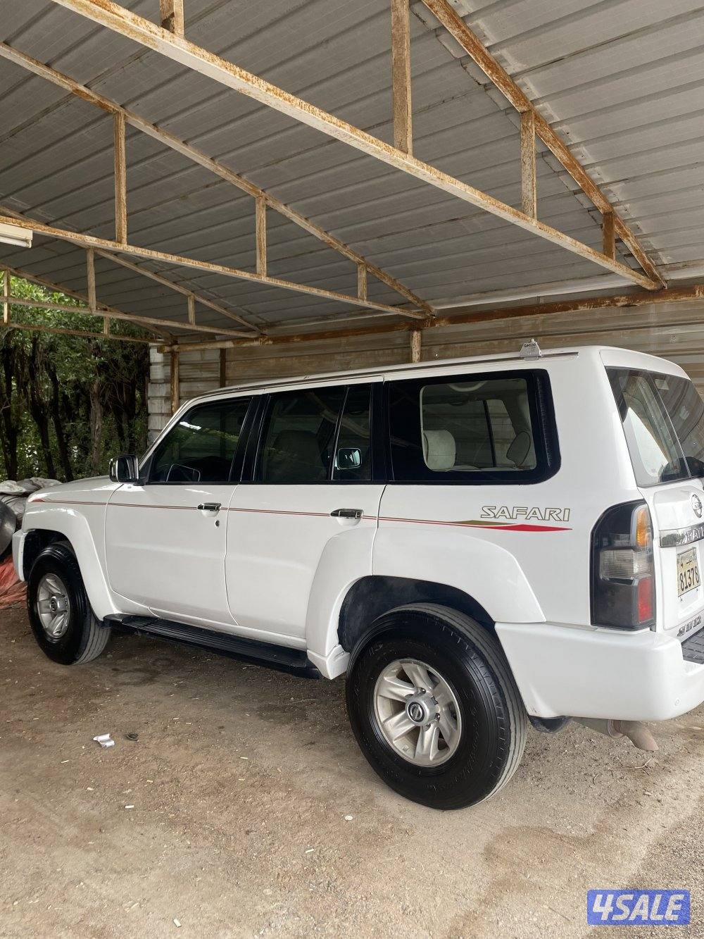 للبيع سفري فتك 2008 القير ولاقره مكيف شغال مجدد 2016 قير عاد لاقبل بدل4