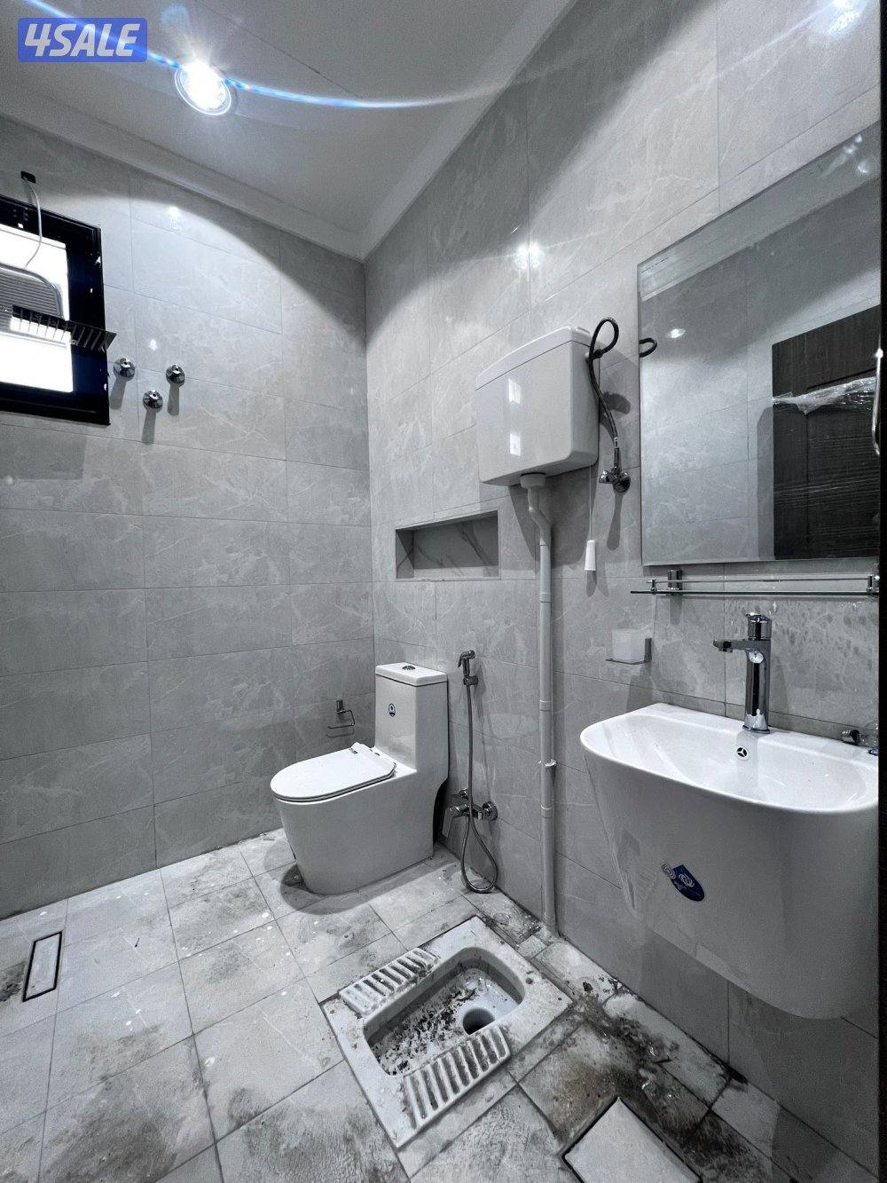 🏡للإيجار شقق غرب وجنوب عبدالله مبارك 🏡4