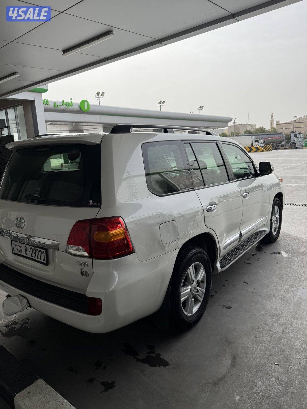 للبيع لاندكروزر GXR 20143
