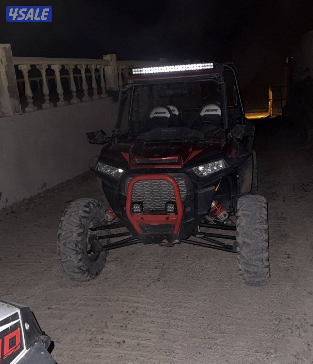 بقي ريزر ١٠٠٠ تيربو موديل ٢٠١٨ ما يشكي من شي4