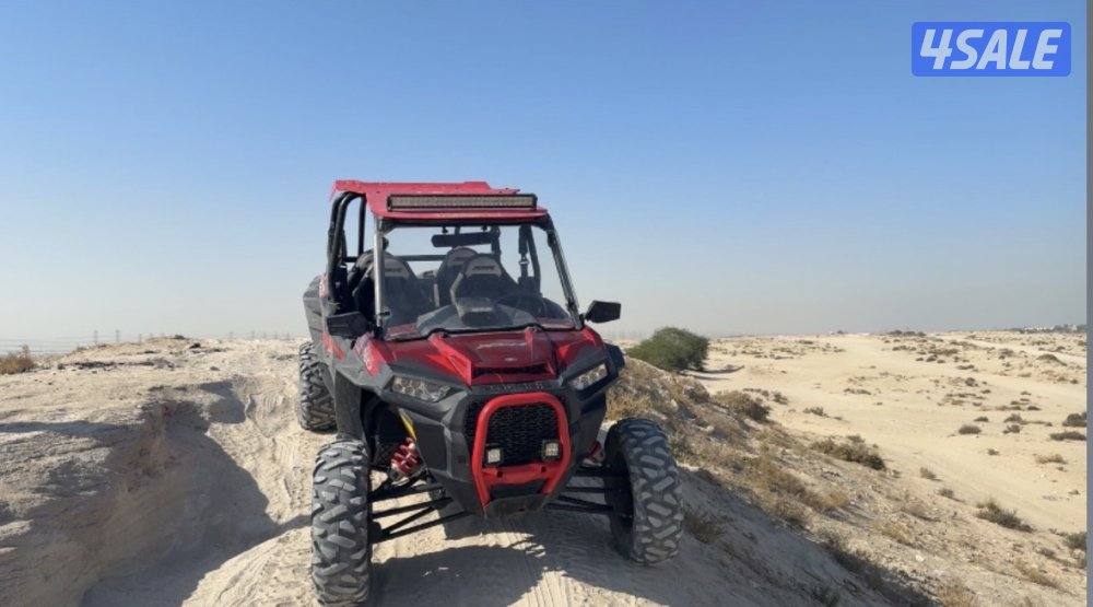 بقي ريزر ١٠٠٠ تيربو موديل ٢٠١٨ ما يشكي من شي3