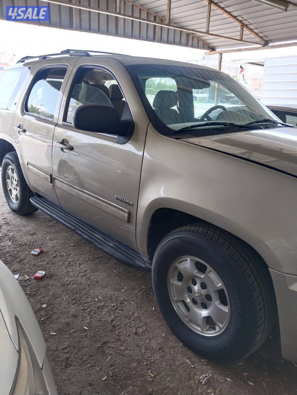 للبيع تاهو 2012مكيف ثلج تواير جدد بسمه سنه1