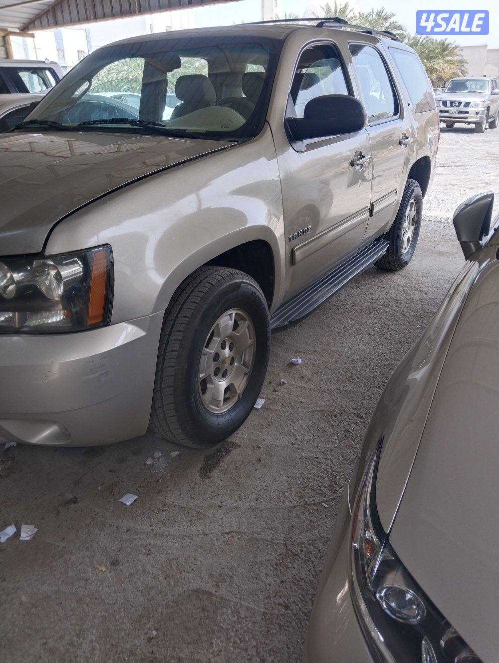 للبيع تاهو 2012مكيف ثلج تواير جدد بسمه سنه2