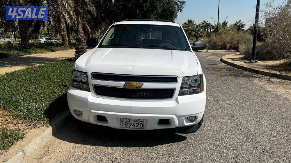 تاهو 2012 بحالة نظيفه شرط الفحص وكاله الكويت الغانم1