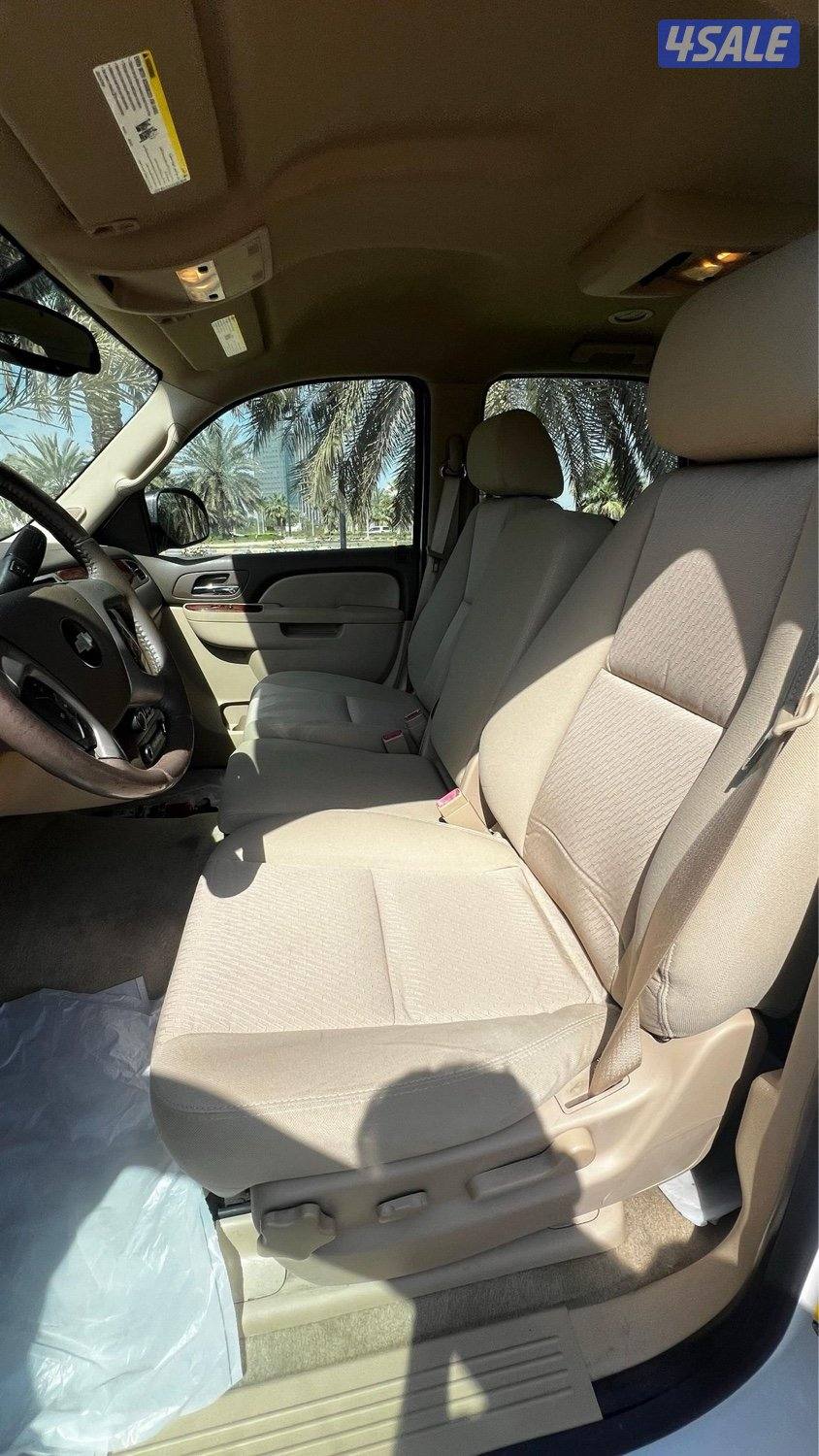 تاهو 2012 بحالة نظيفه شرط الفحص وكاله الكويت الغانم7