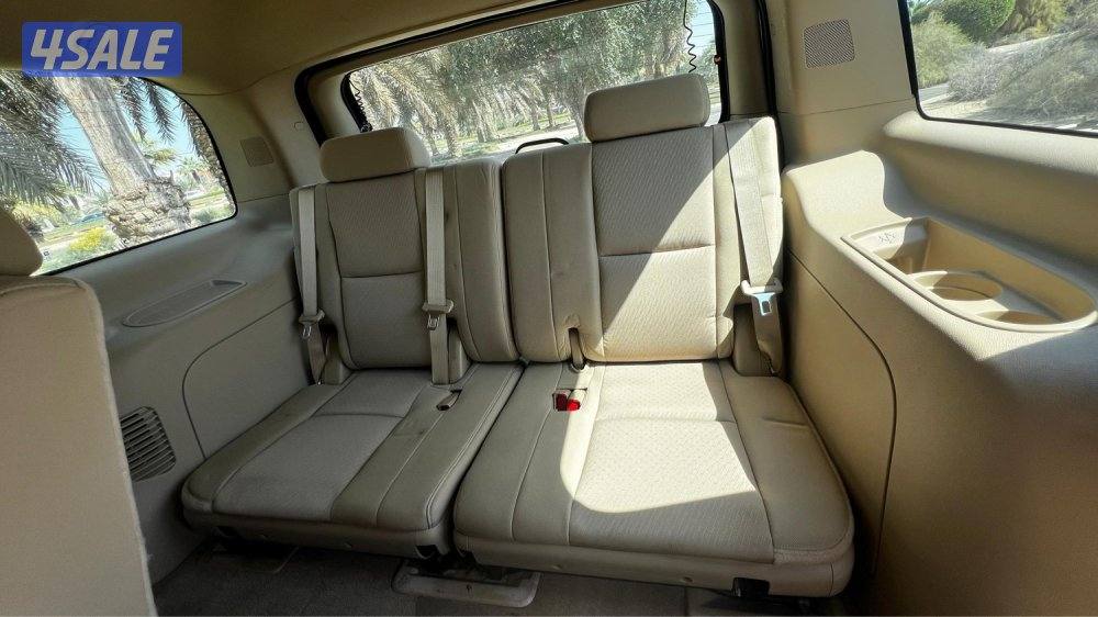 تاهو 2012 بحالة نظيفه شرط الفحص وكاله الكويت الغانم8