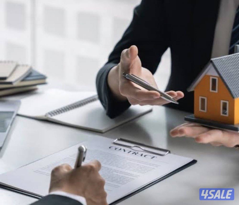 مطلوب مسوق عقاري عنده خبره0