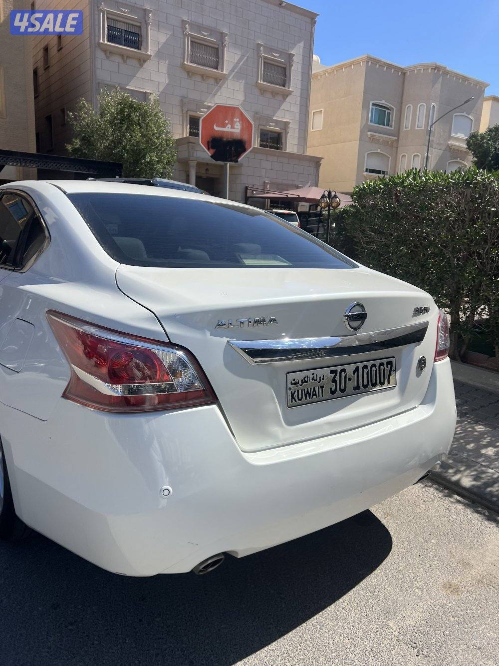 للبيع نيسان التيما ٦ سلندر ماشي ١٠٤ صبغ الوكاله1