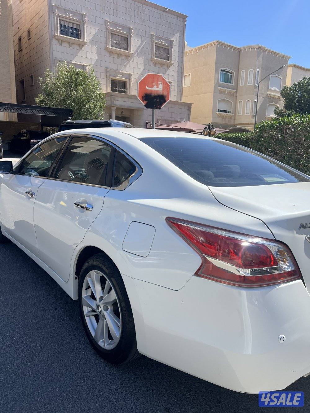 للبيع نيسان التيما ٦ سلندر ماشي ١٠٤ صبغ الوكاله2