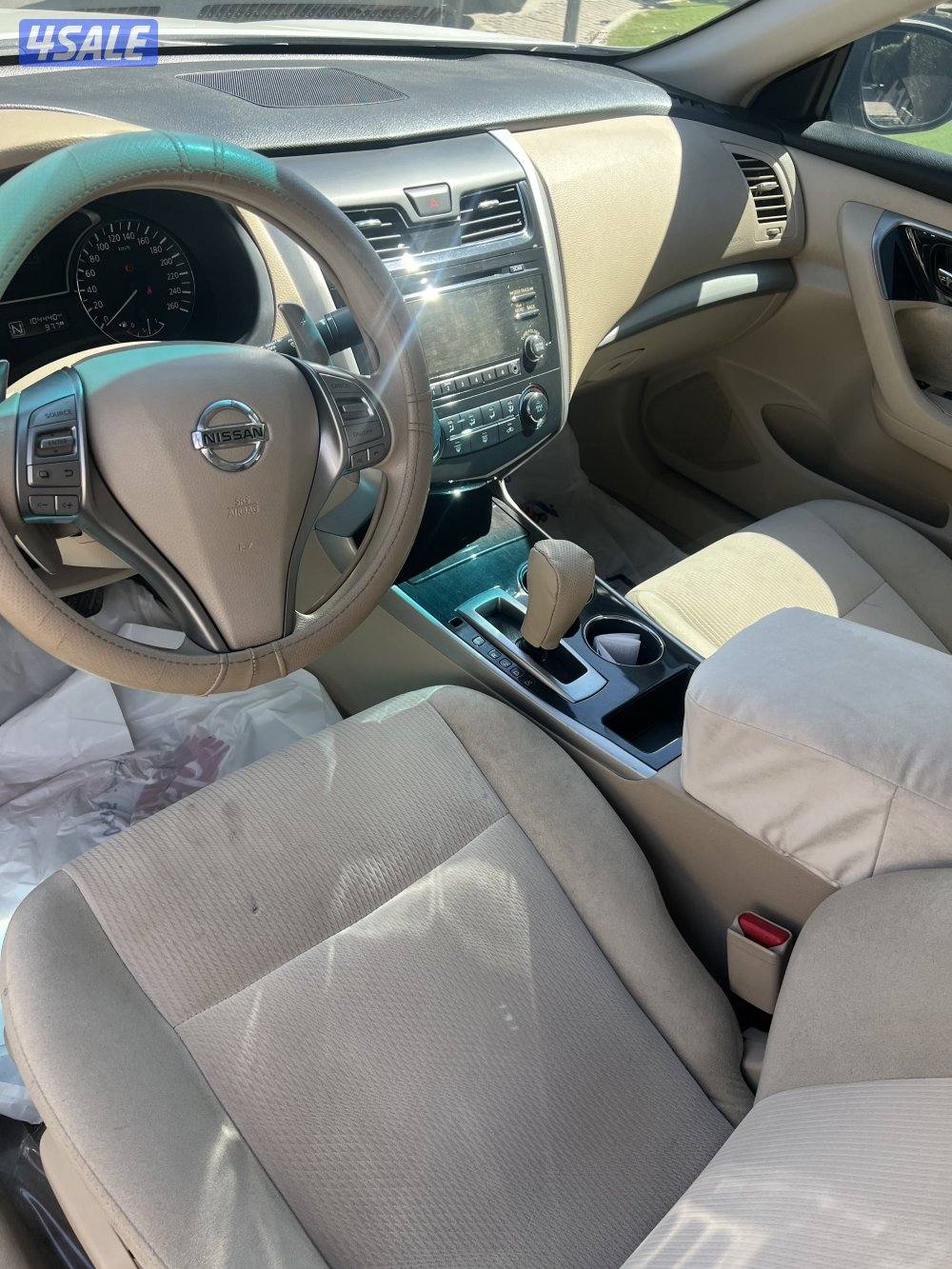 للبيع نيسان التيما ٦ سلندر ماشي ١٠٤ صبغ الوكاله6