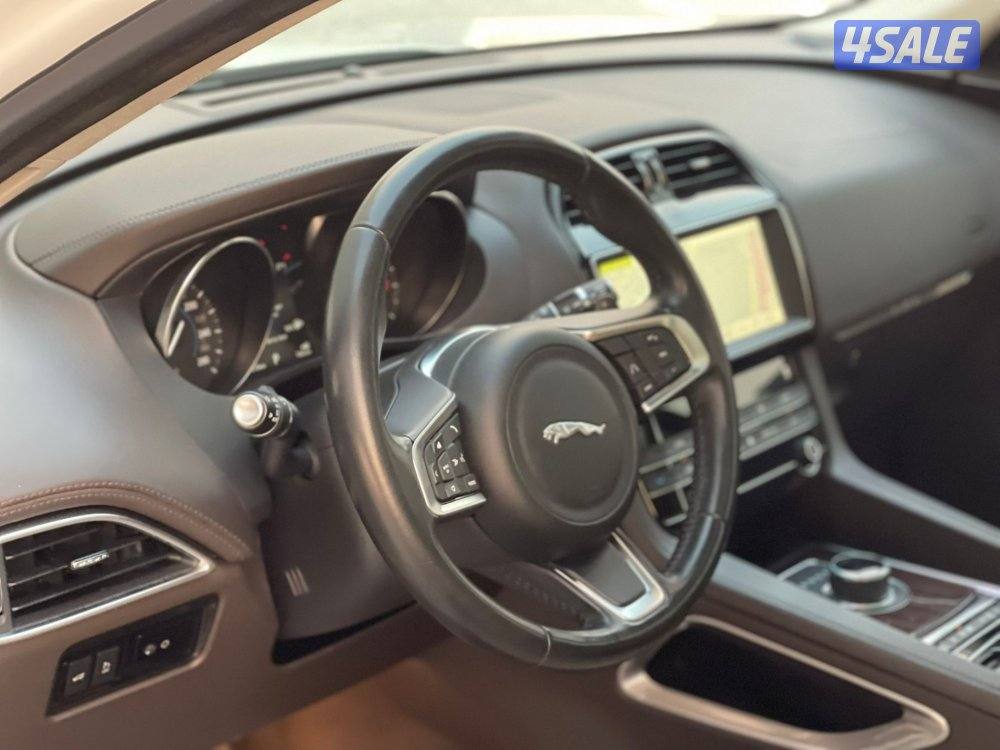 جاكور - F- PACE - موديل / 2019 - الزياني - صبغ الوكاله - اعلى فئه7