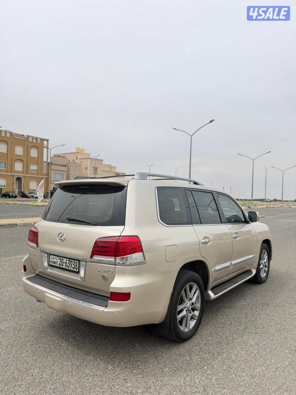 جيب لكزس 20137