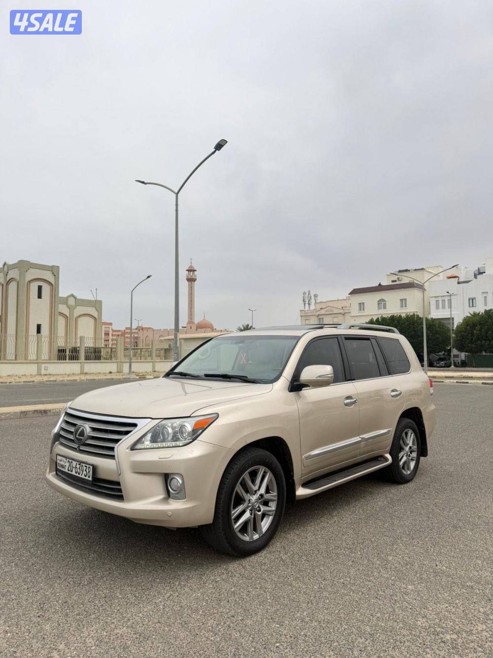 جيب لكزس 201310