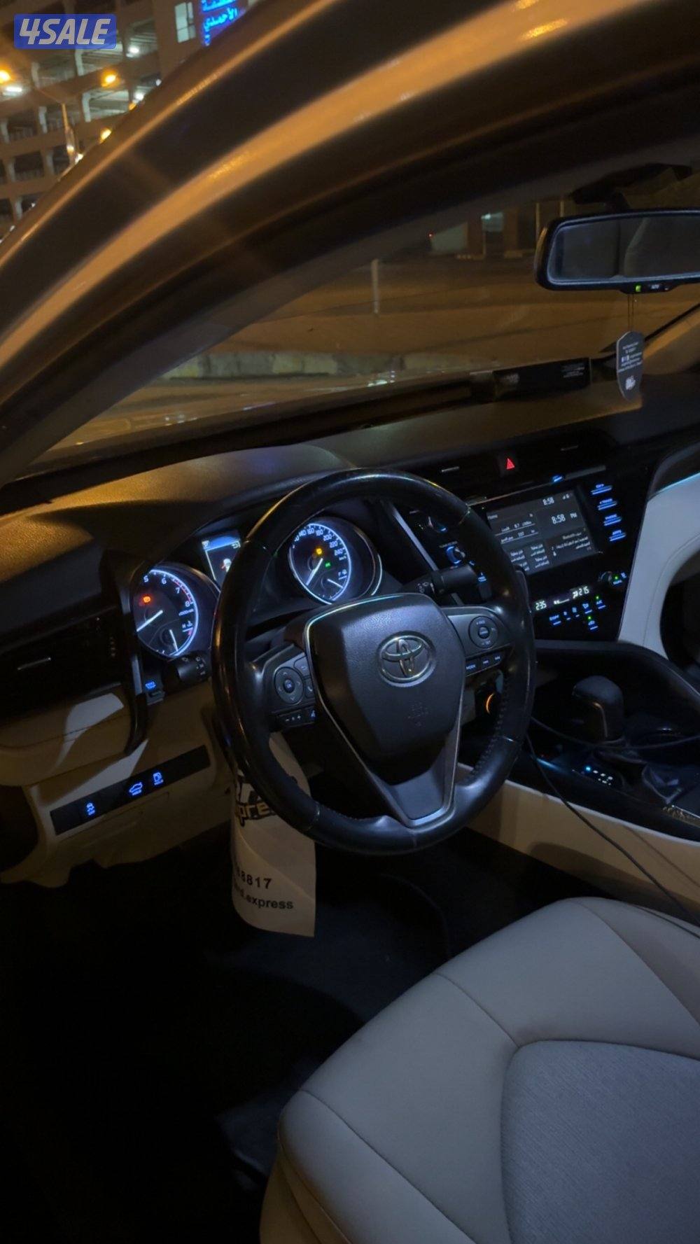 للبيع كامري 2019 GLE3