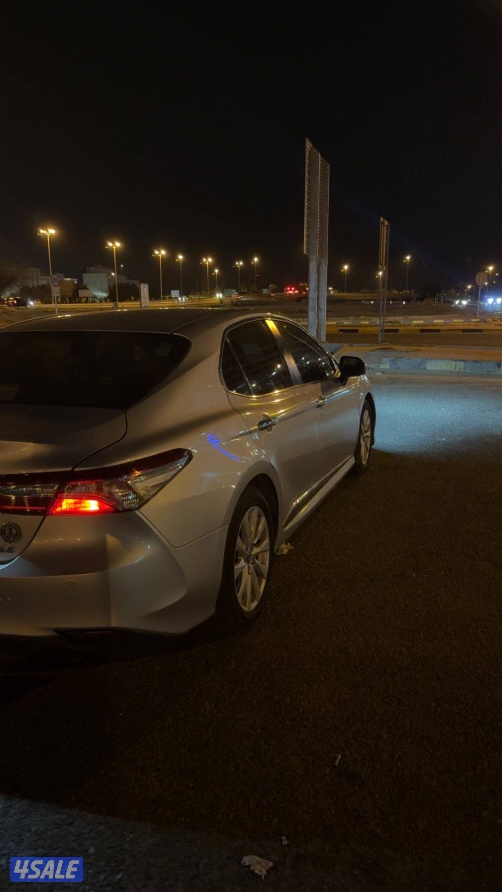 للبيع كامري 2019 GLE4