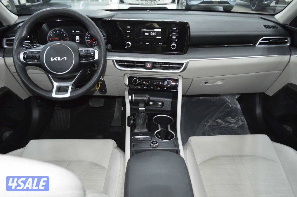 2023 Kia K5 | 2.0L LX | Excellent Condition7