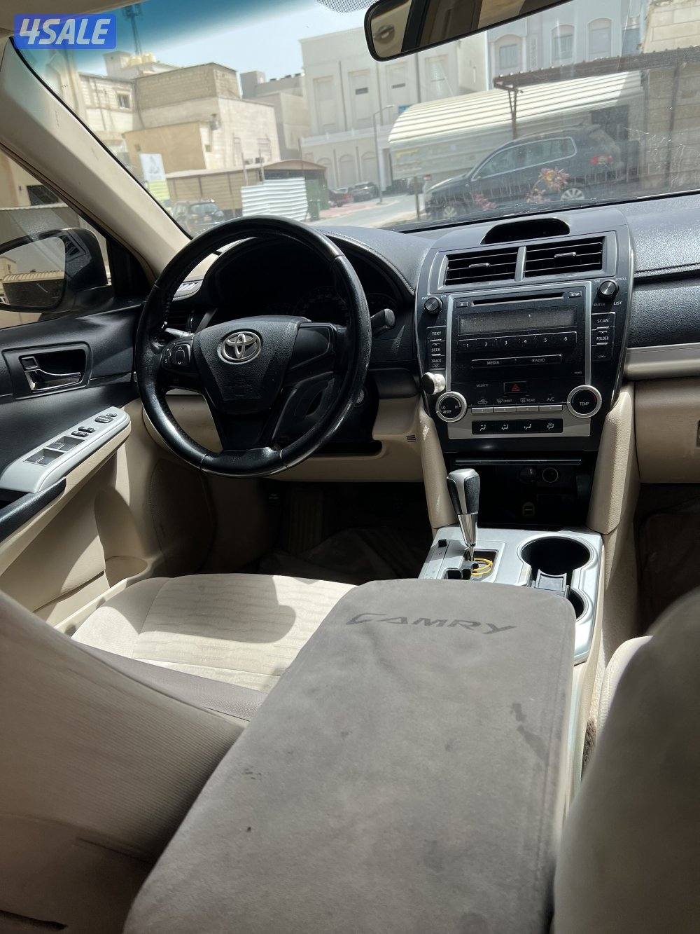 للبيع كامري موديل 20173