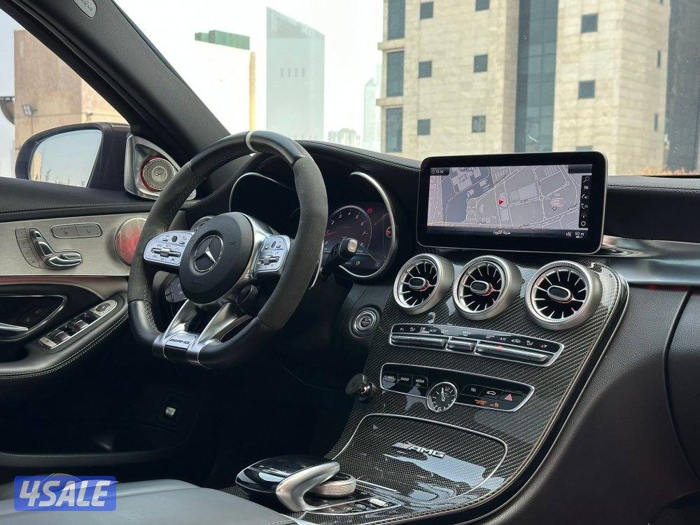 مرسيدسC63S AMG موديل2020 عداد109الف وارد الملا سيرفس منتظم+تصريح مرور6